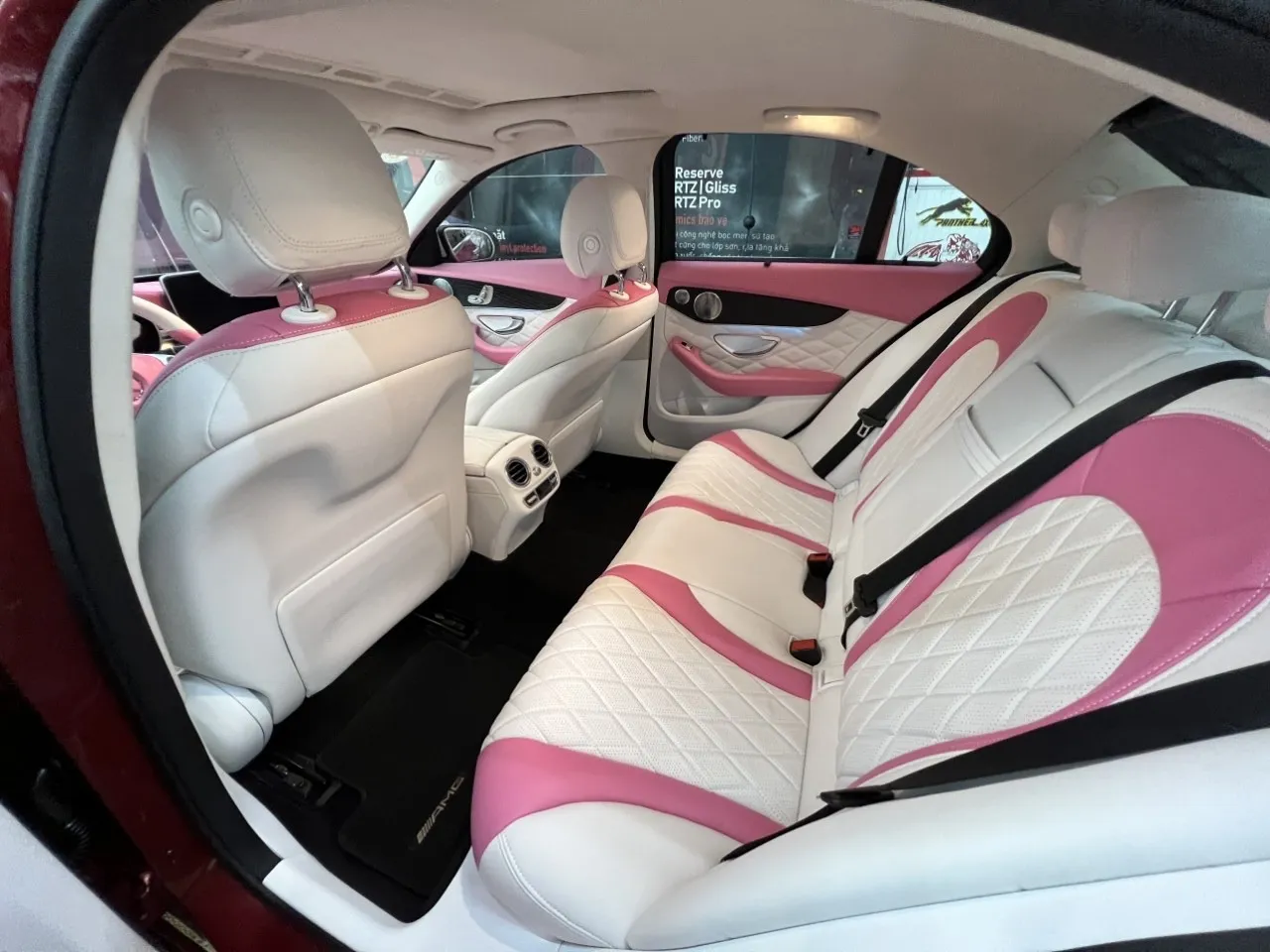 MERCEDES may độ form ghế